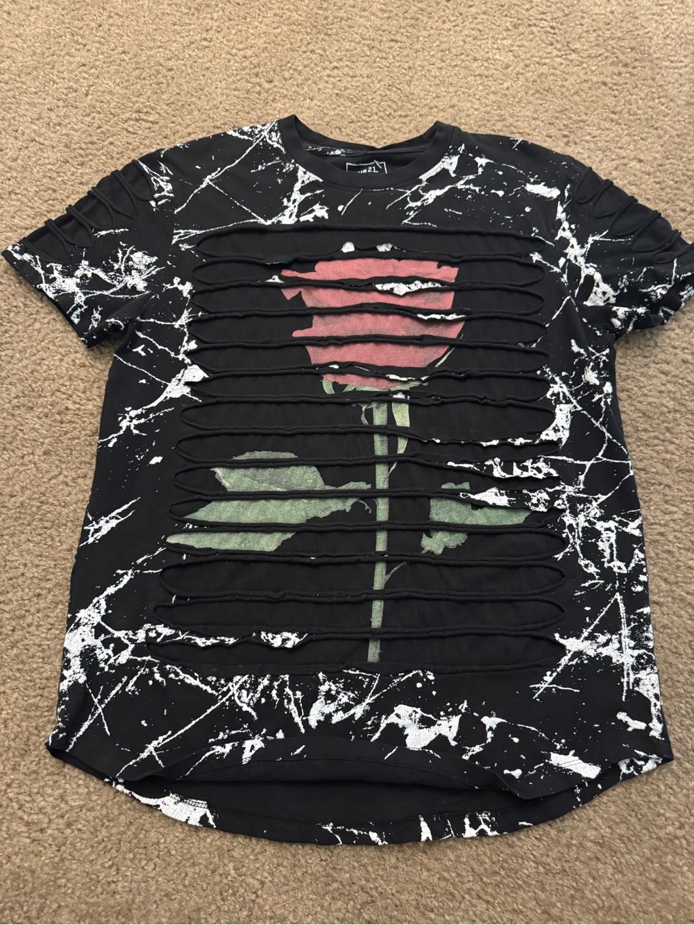 Women’s Black Distressed Rose Graphic Tee - Rue 21